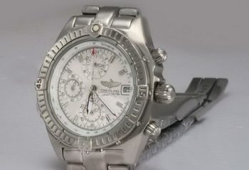 Breitling Navitimer